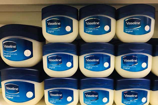 Use Vaseline to Avoid Staining