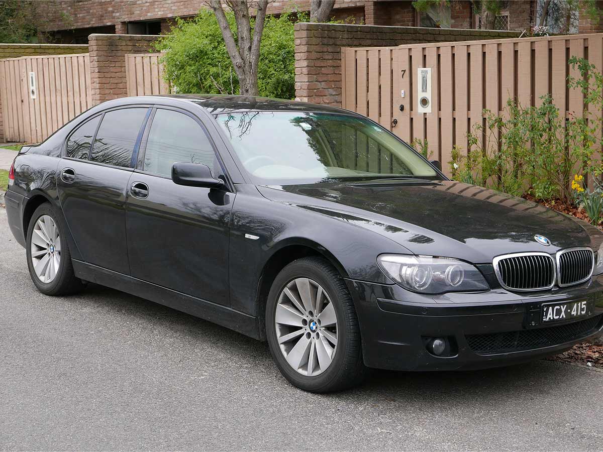2002 BMW 7-Series