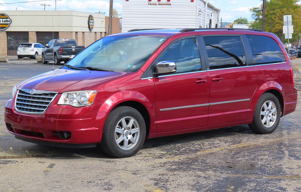 Chrysler Town and Country