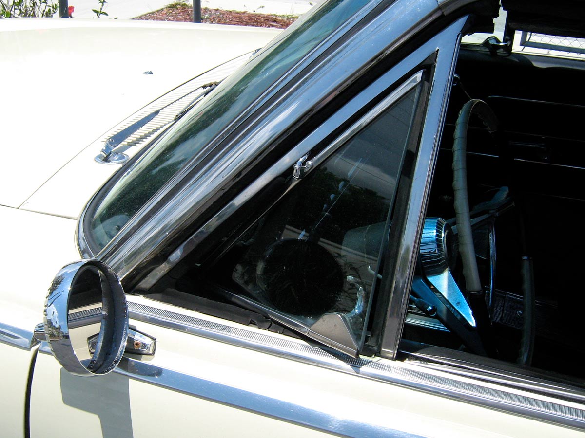 Vent Wing Windows