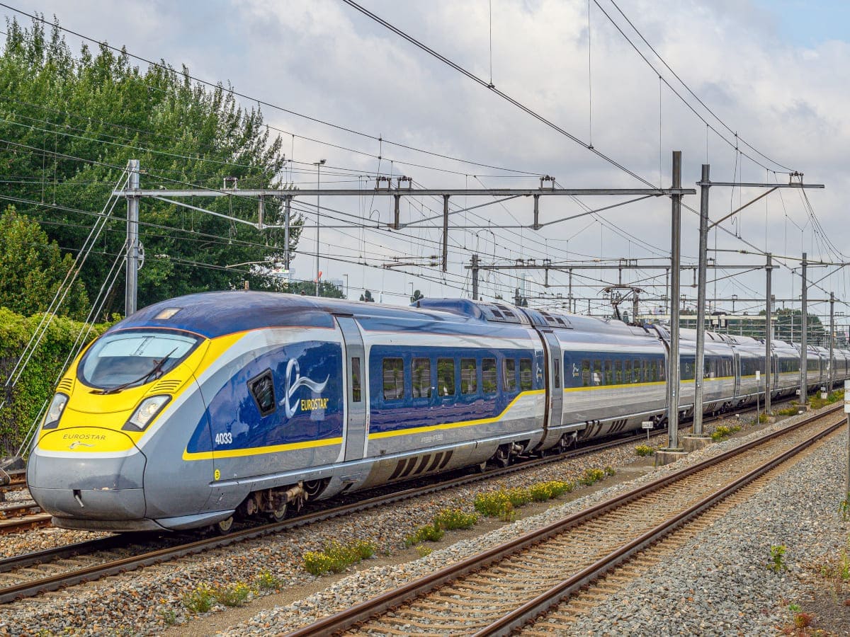 Eurostar (UK/France) - 300 km/h (186 mph)