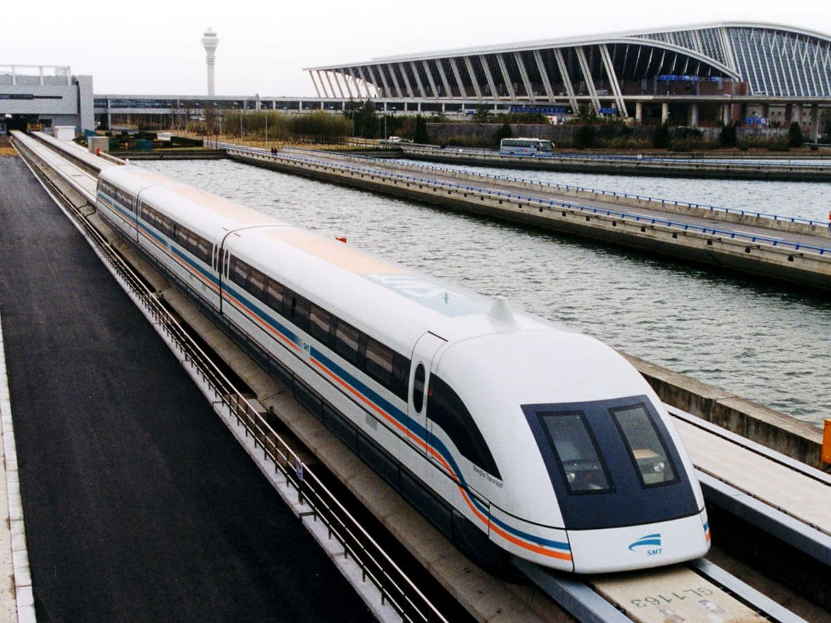 Shanghai Maglev - 431 km/h (268 mph)