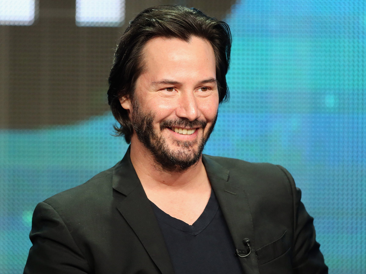 Keanu Reeves: Seen in a Volvo 122
