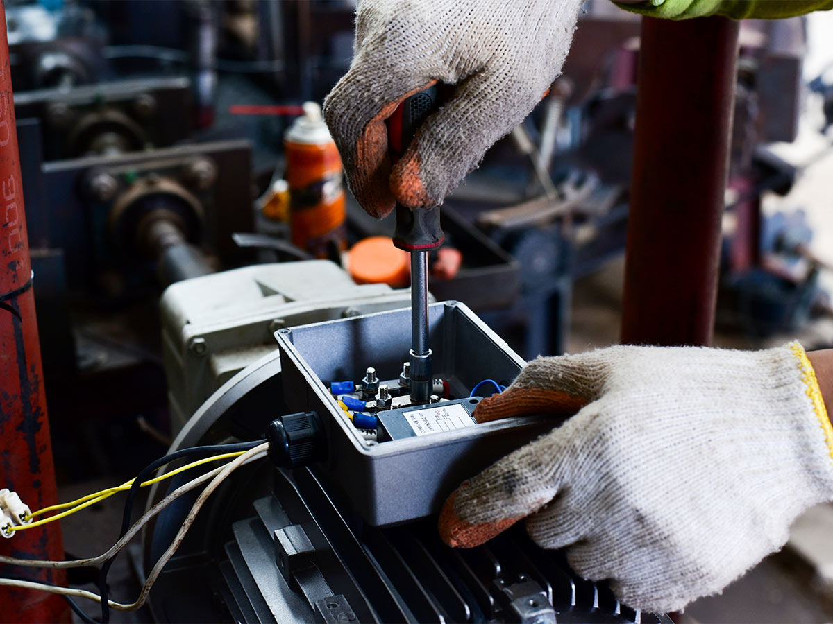 Engine and Machine Assemblers