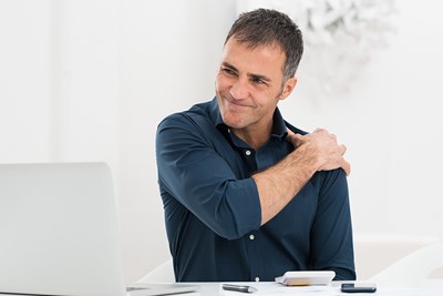 What Causes Shoulder and Neck Pain? 