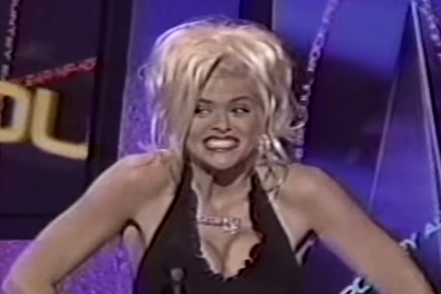 Anna Nicole Smith Introduces Kanye West