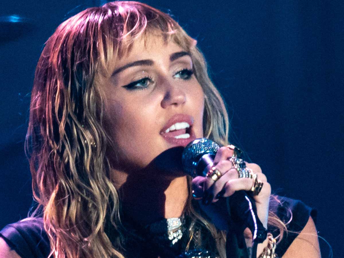 Do My Thang (2013) Miley Cyrus