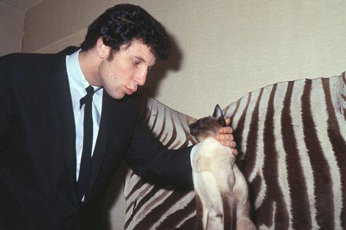 What’s New Pussycat (1965) Tom Jones