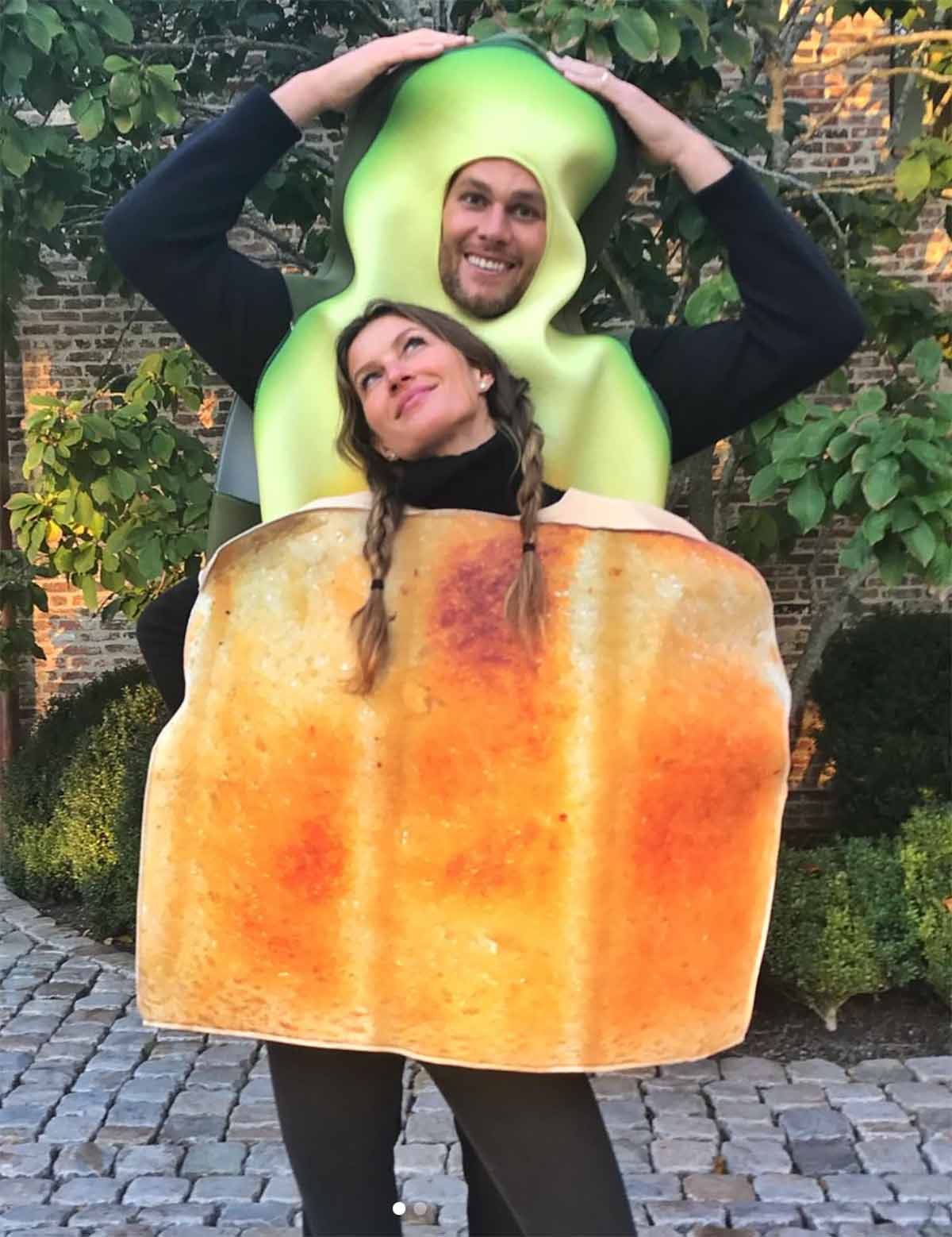 Tom Brady and Gisele Bündchen as Avocado Toast