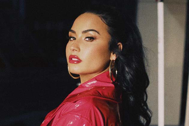 Demi Lovato @ddlovato