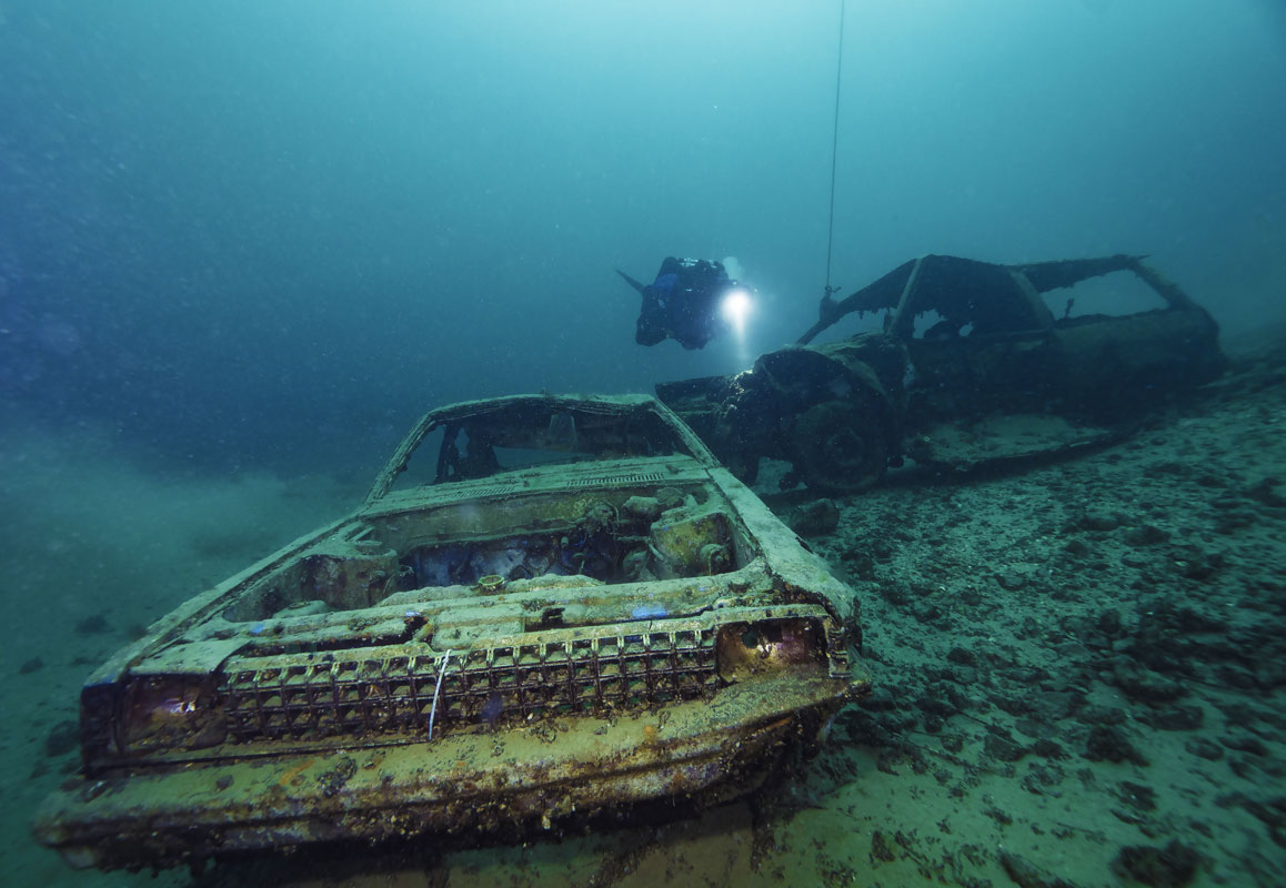 Two Cars that Might Help Solve Cold Cases