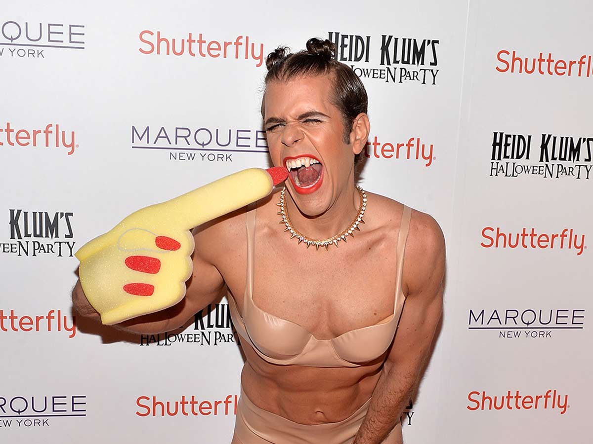 Perez Hilton – Miley Cyrus