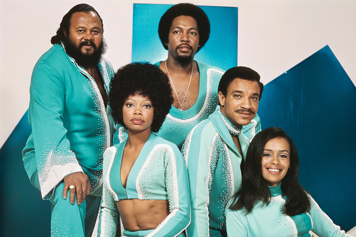 1969: "Aquarius/Let the Sunshine In" In by 5th Dimension