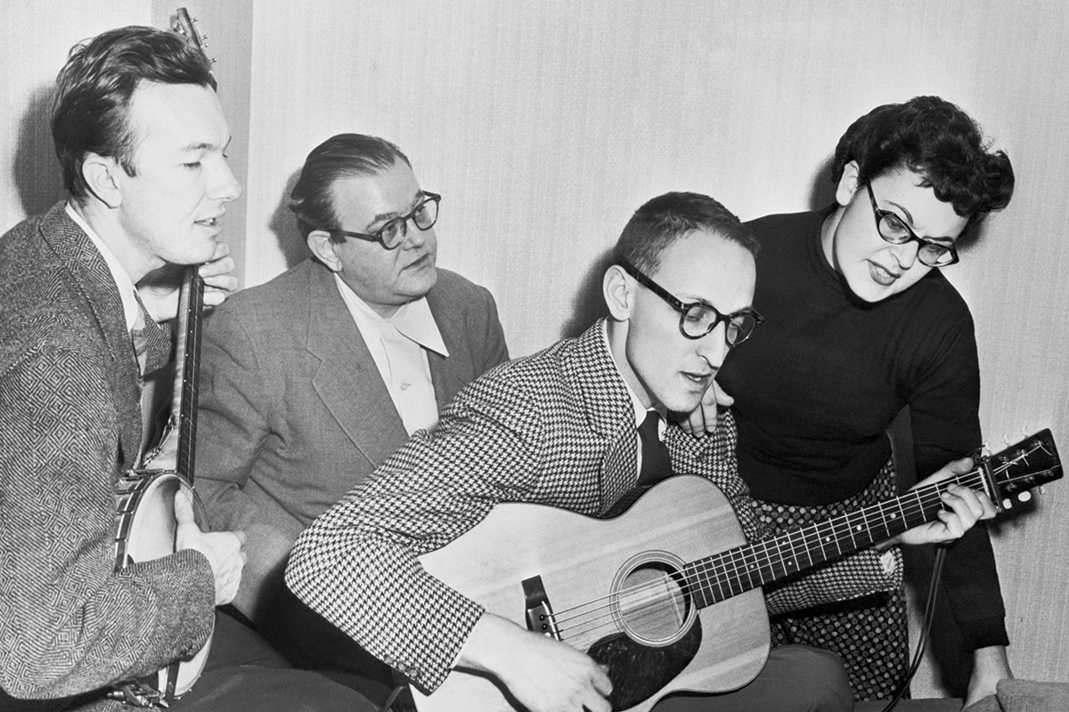 1950: "Goodnight Irene" by Gordon Jenkins & The Weavers