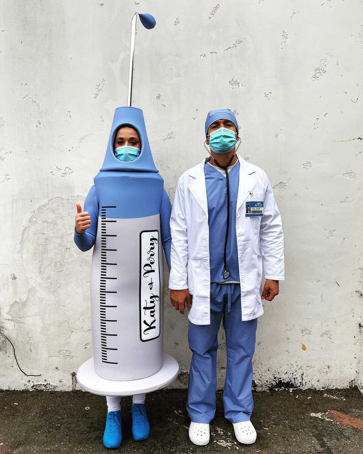 30. Katy Perry & Orlando Bloom — Vaccine & Dr. DILF