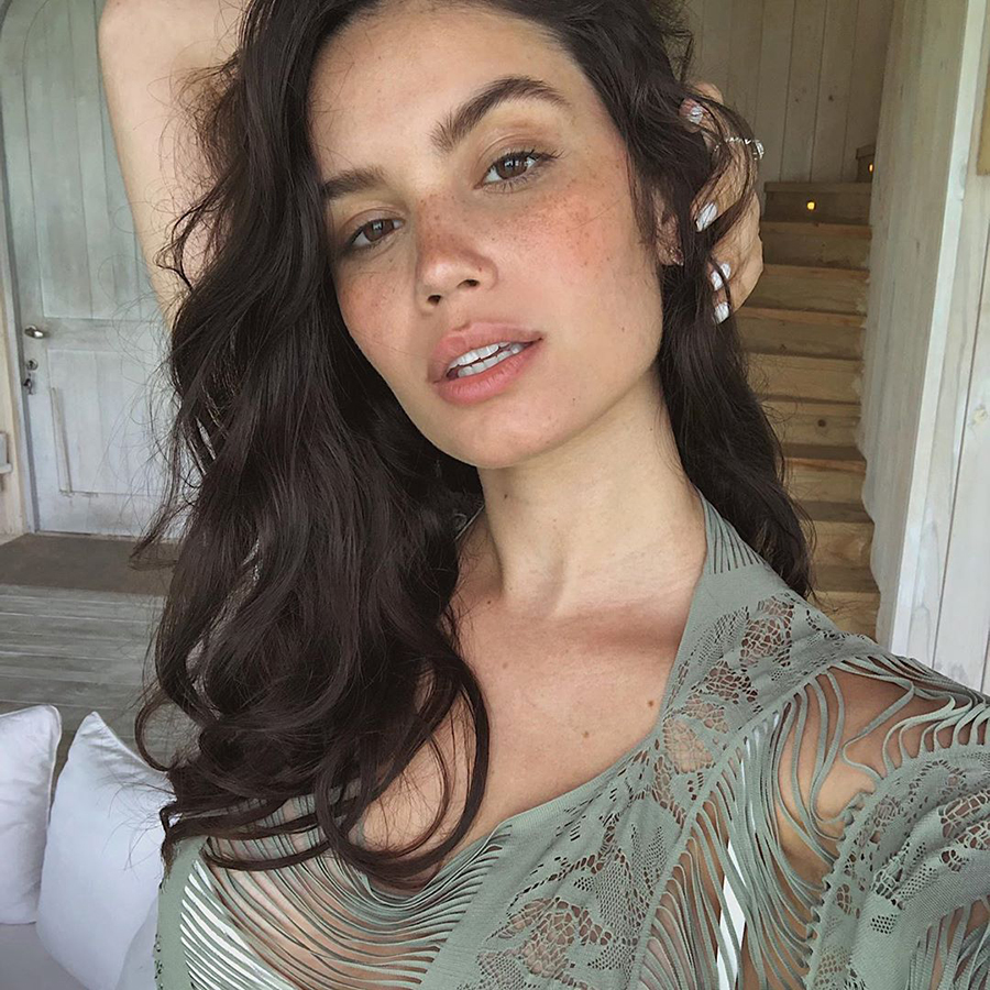 Anne de Paula and Joel Embiid