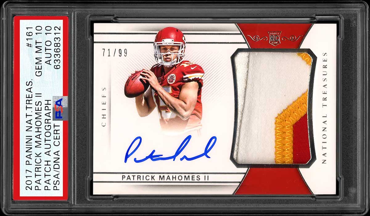 Patrick Mahomes (Panini National Treasures #161 Black Rookie Patch Card Autographed 2017)