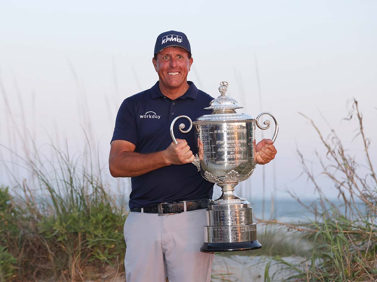 The Controversy Surrounding Phil Mickelson