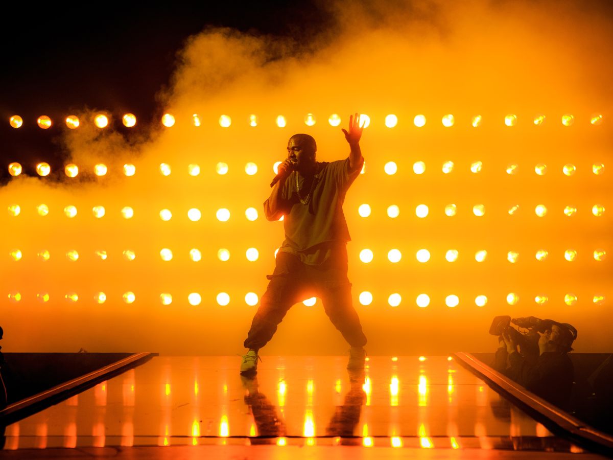 Kanye Ordered a Man in Wheelchair to Stand – Sept 2014