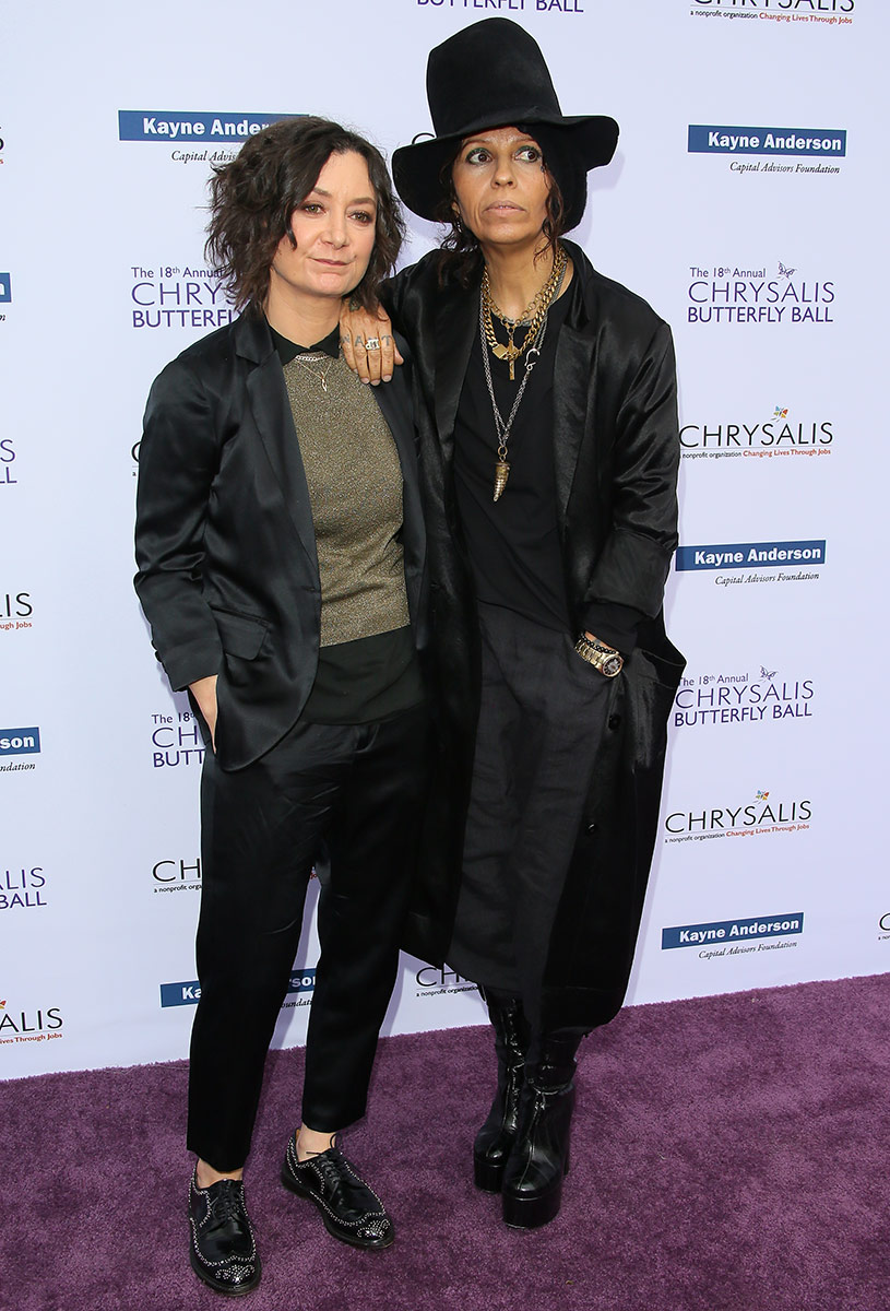 Sara Gilbert et Linda Perry