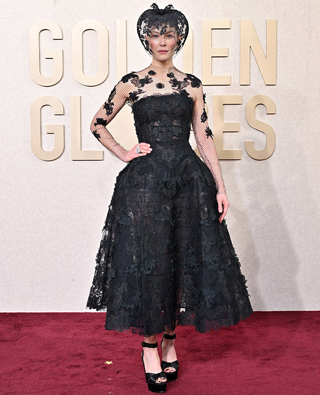 Rosamund Pike