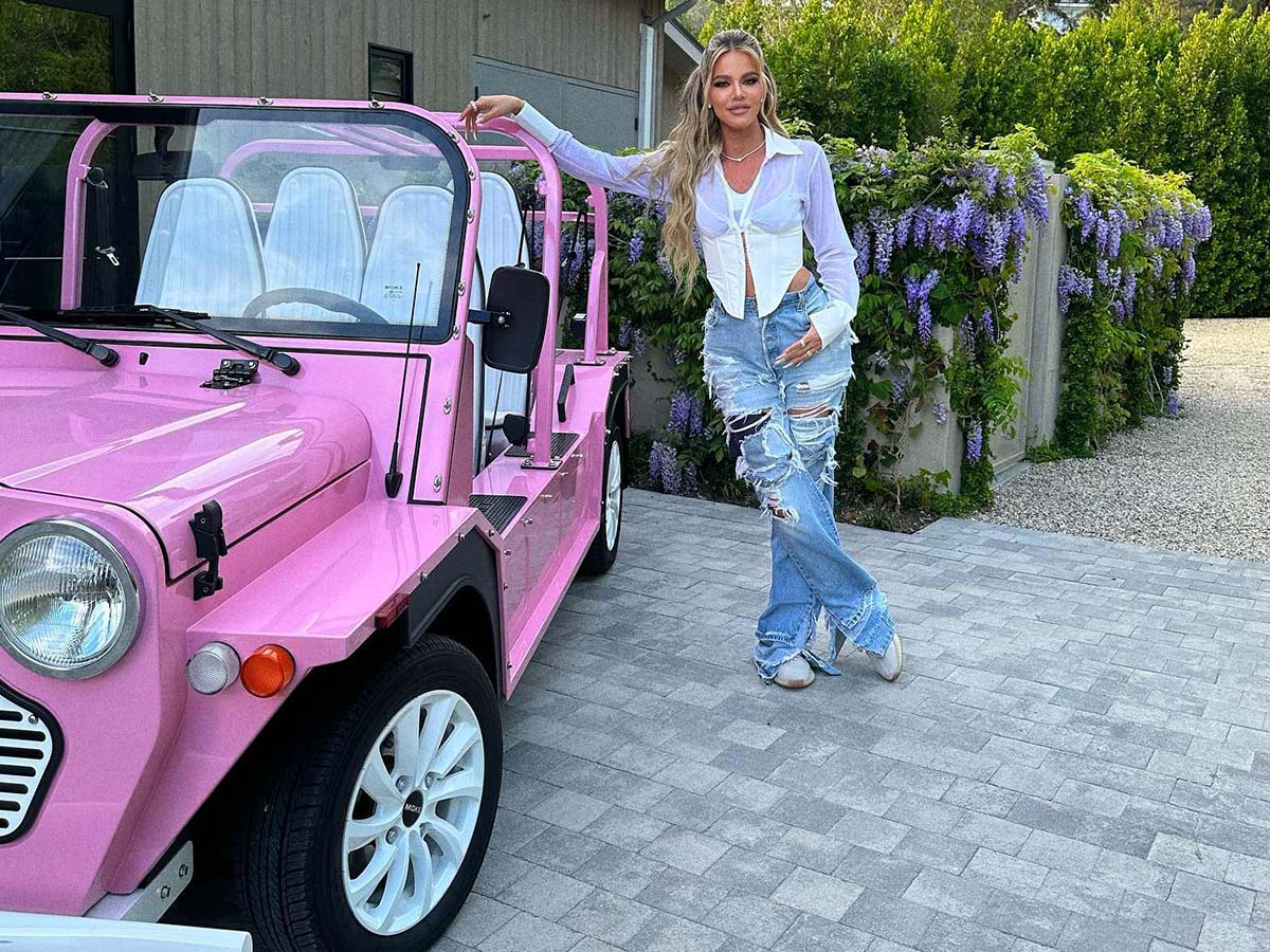 Khloe Kardashian - Moke