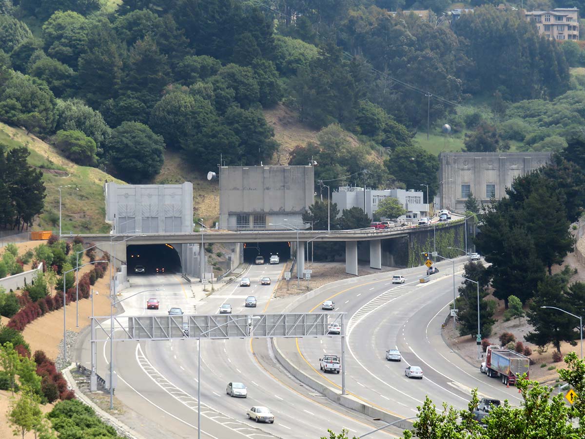 Caldecott Tunnel Fire