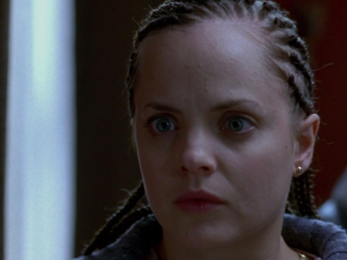 Mena Suvari in “Stuck”