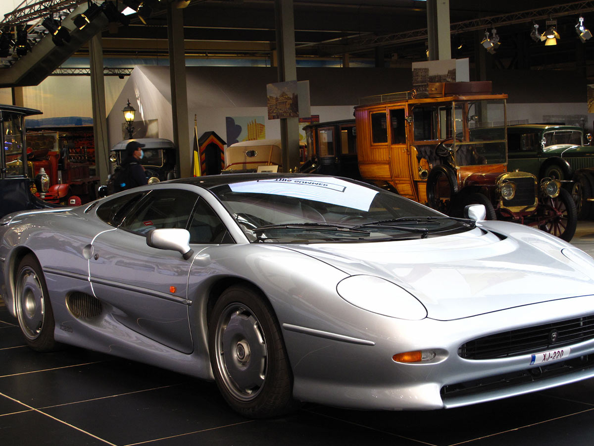 1992-1994 Jaguar XJ220