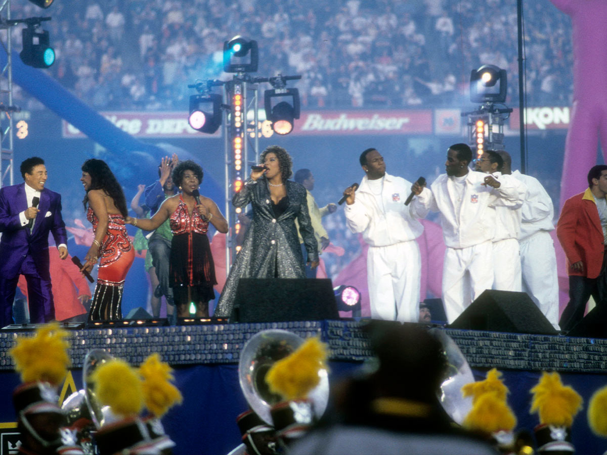1998 — Boyz II Men, Smokey Robinson, Queen Latifah, Martha Reeves, and The Temptations