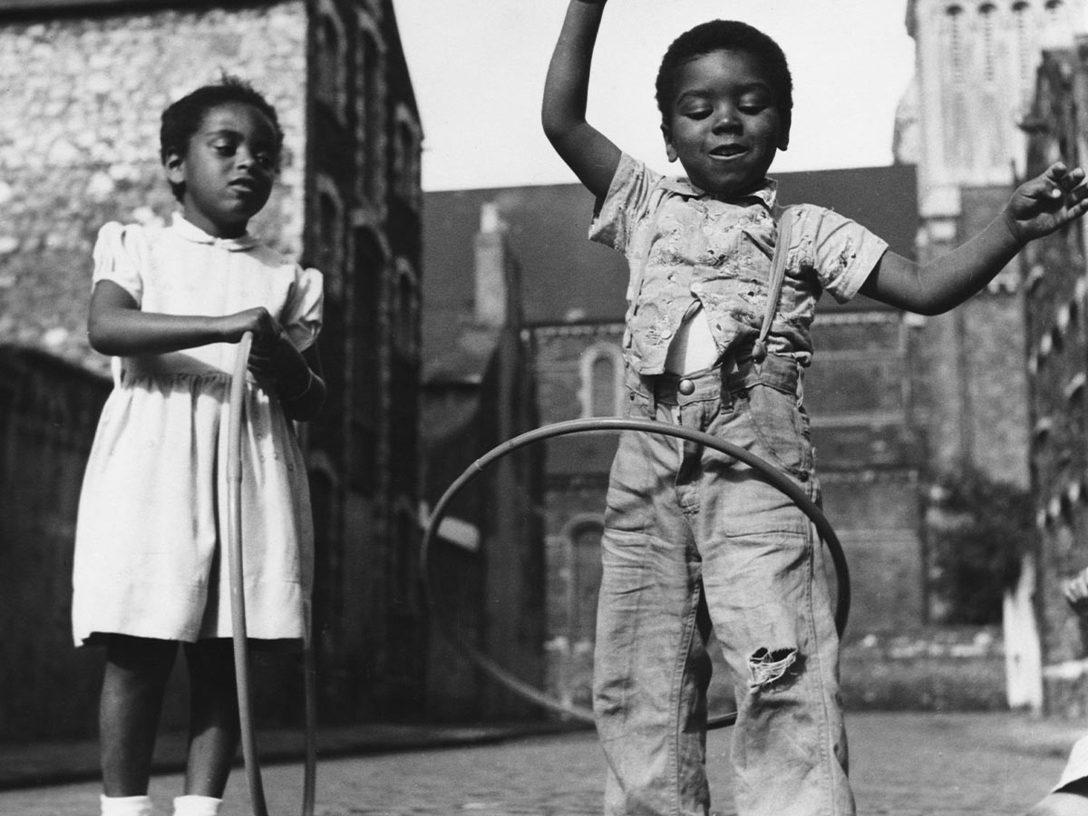 Simplicity of Play