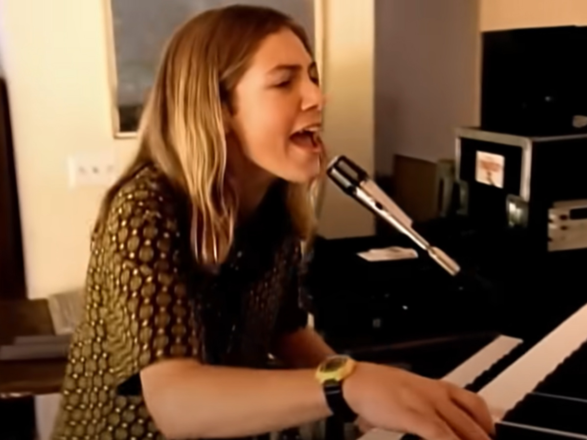 1997: “MMMBop” – Hanson