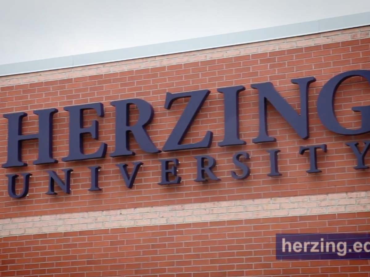 Wisconsin – Herzing University-Madison