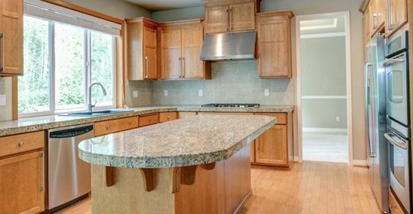 kitchen with oak cabinets