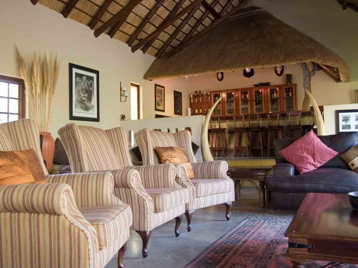 British Colonial Decor