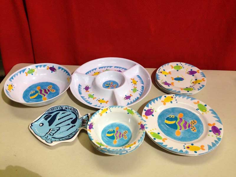 Plastic Dishware
