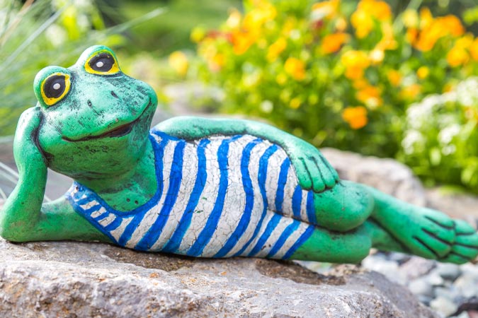 Garden Frog Statues