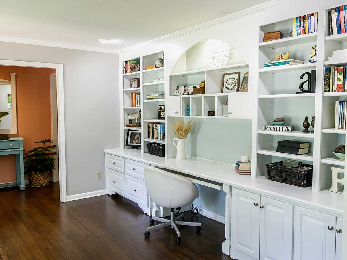 24. Kitchen Desks