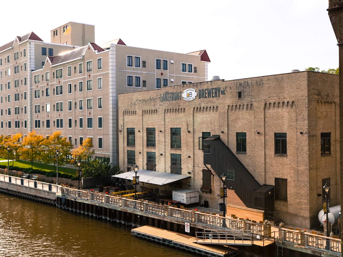 Milwaukee, WI