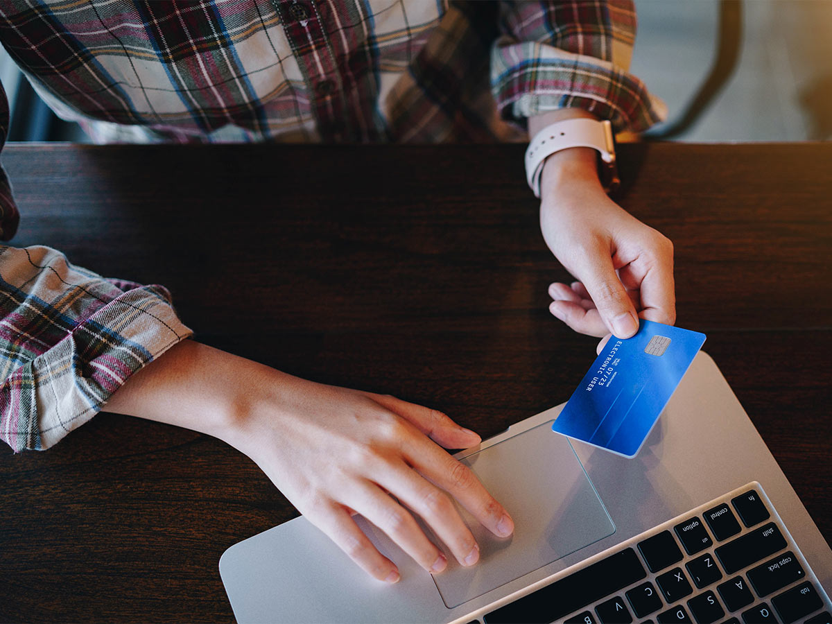 Credit Cards Will Bail You Out in Emergencies