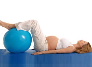 Pregnant Over 35: How to Exercise the Right Way