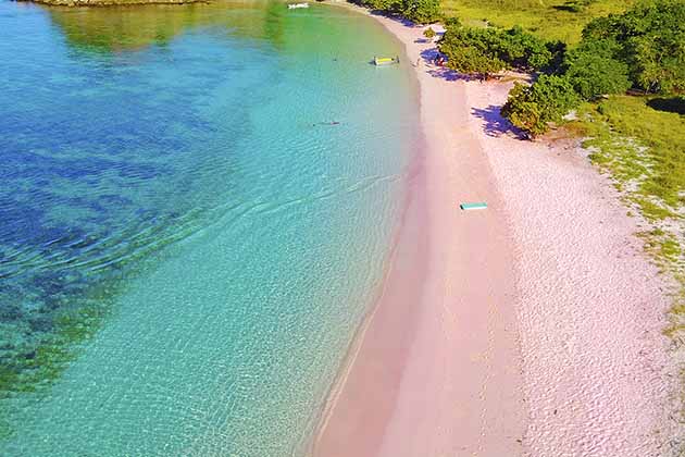 Pink Sands Beach, Bahamas