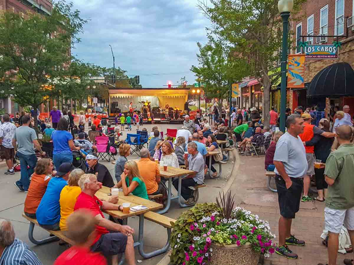 Waterloo-Cedar Falls, Iowa 0.4%
