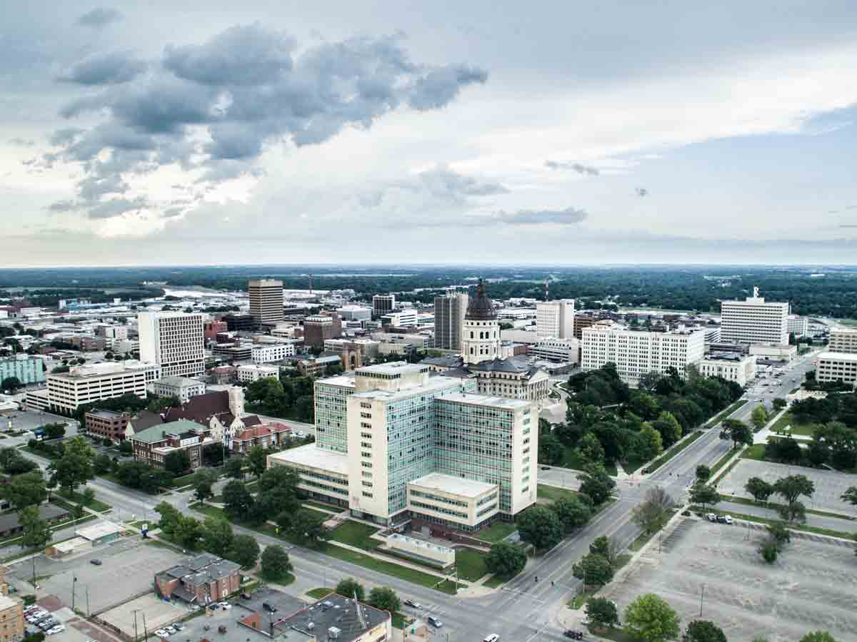 Topeka, Kansas -0.3%