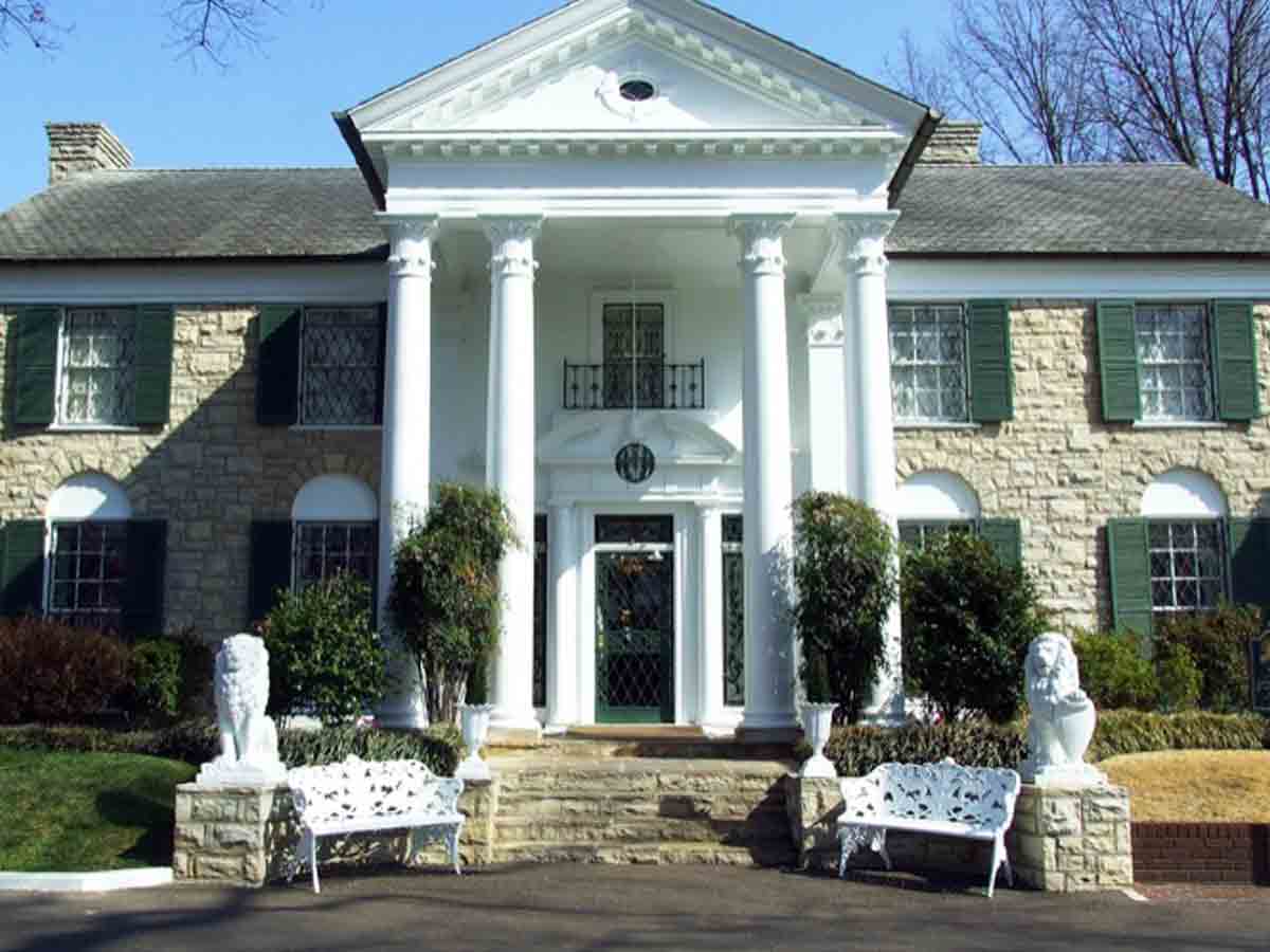 Tennessee–Graceland