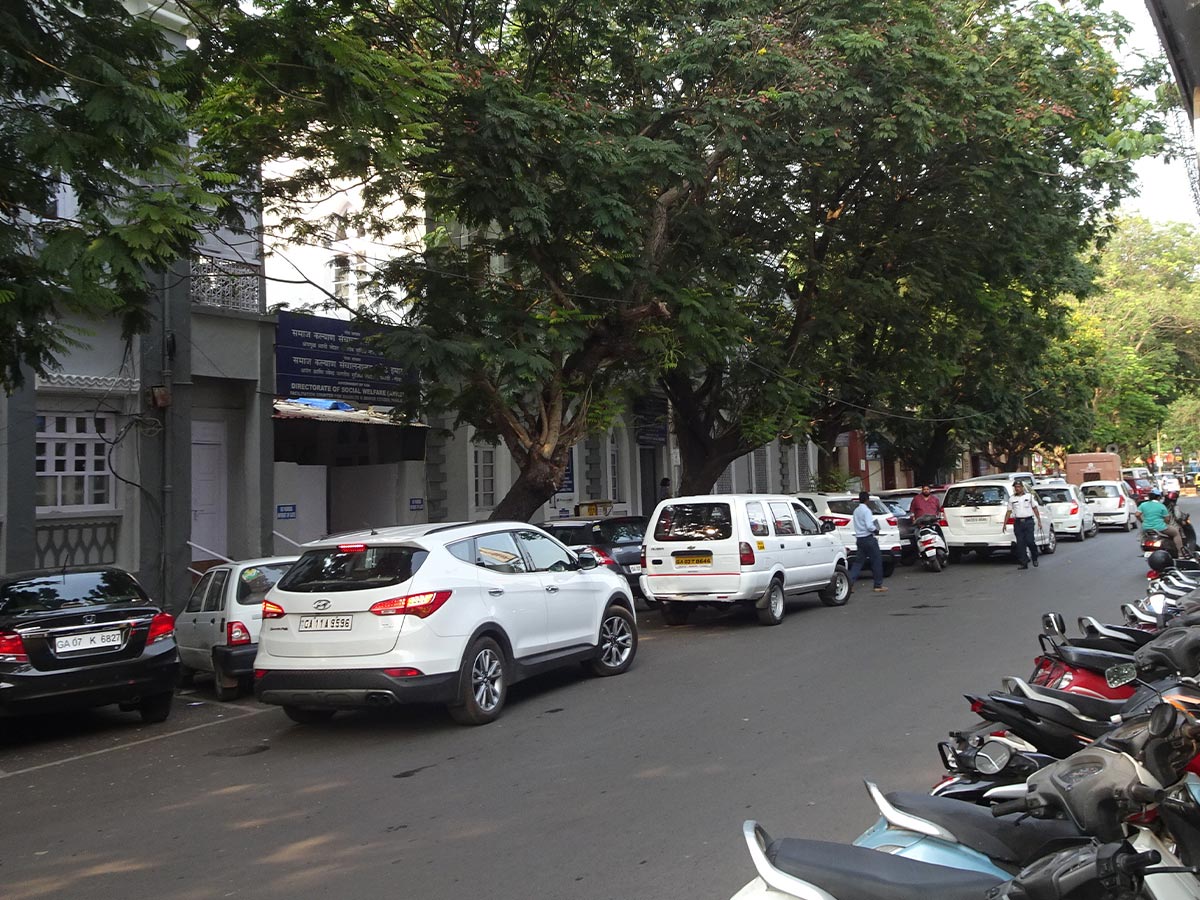 Double Parking on Busy Streets