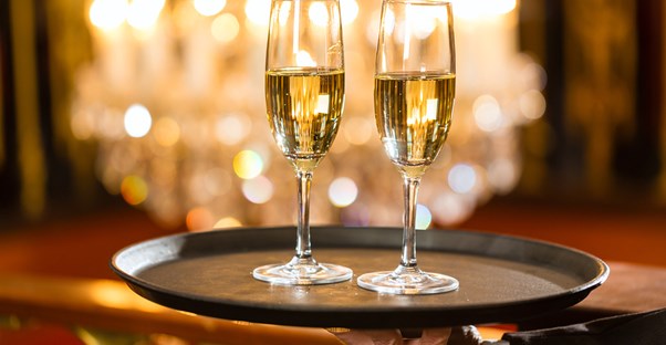 champagne drinks are served at one of branson missouri dinner shows