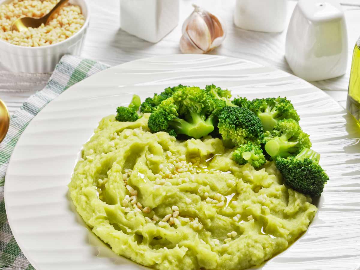 Broccoli Purée vs. Mashed Potatoes