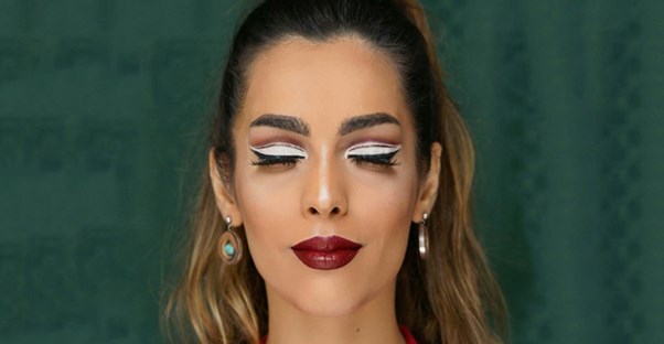 20 Vintage Makeup Trends That Need a Comeback main image