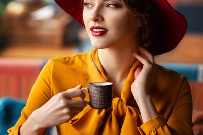 30 Vintage Fashion Trends That Need to Make a Comeback